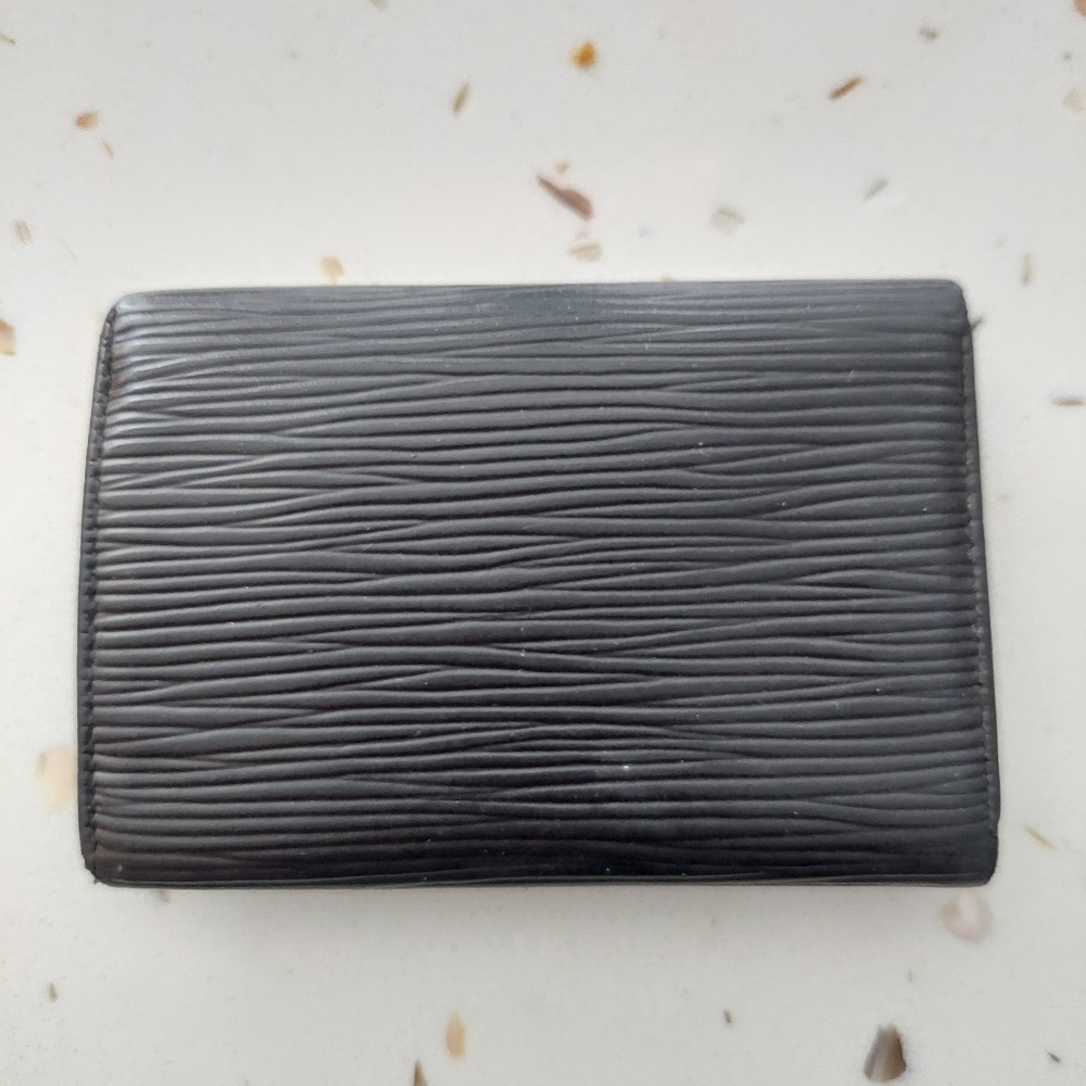 Authentic Pre-owned Louis Vuitton 6 key holder - Picture 4 of 10